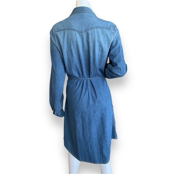 GAP LONG SLEEVE WESTERN SNAP MID-WASHED DENIM BELTED DRESS. WOMEN’S SIZE LARGE - Picture 2 of 8